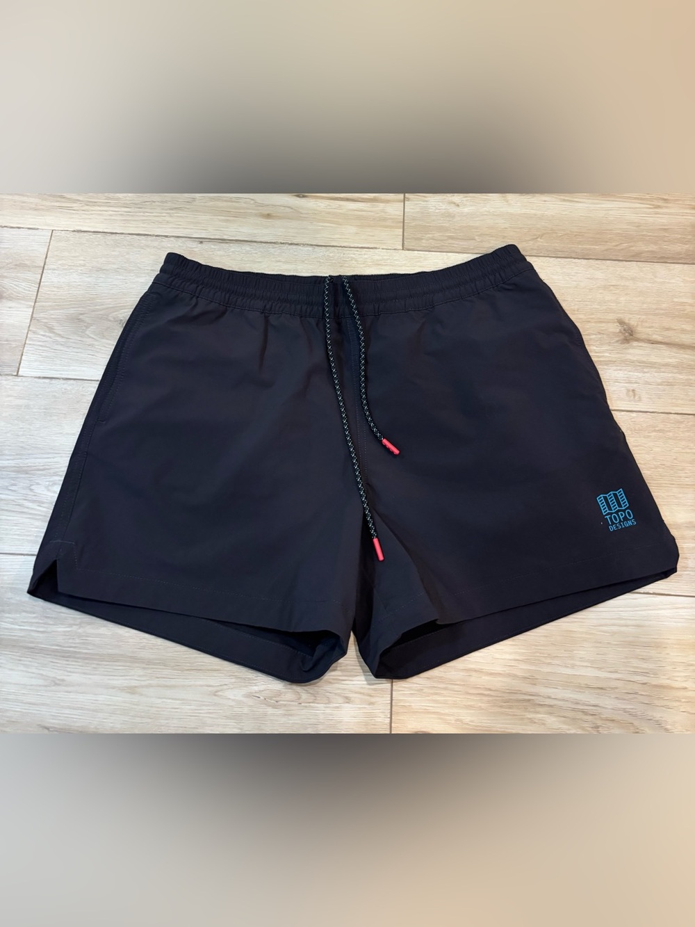 TOPO DESIGN Women's Size Large L Mesa Shorts Black Outdoors Mint Performance